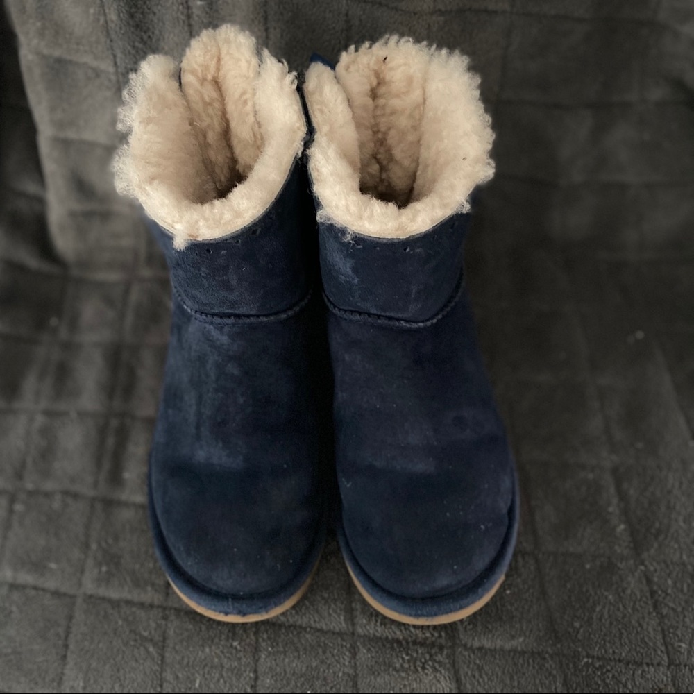 UGG Bailey bow boots low